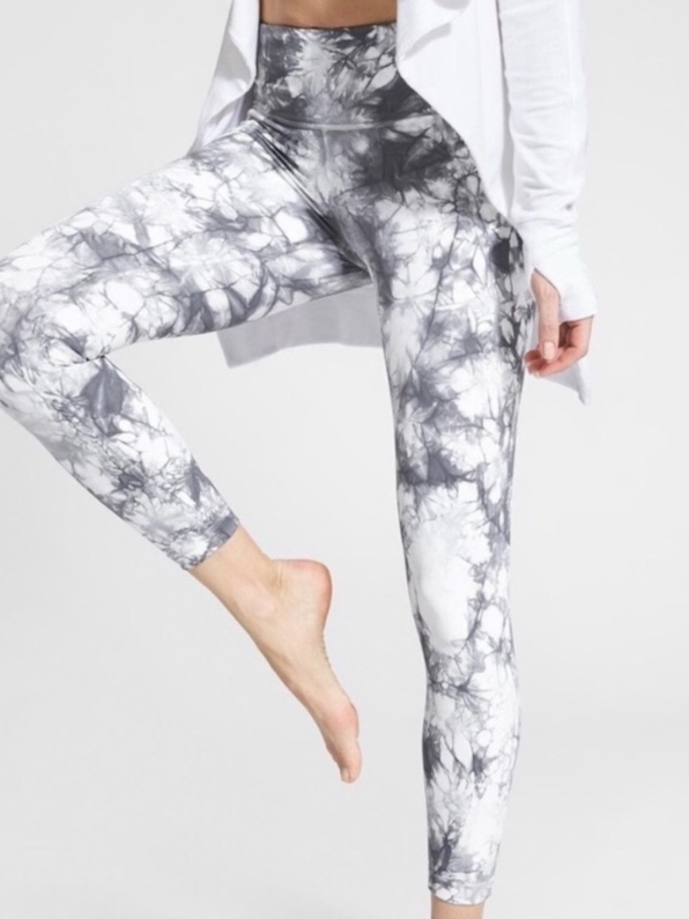 Athleta Salutation 7/8 Powervita Tie-Dye Gray & White High-Waist Leggings
